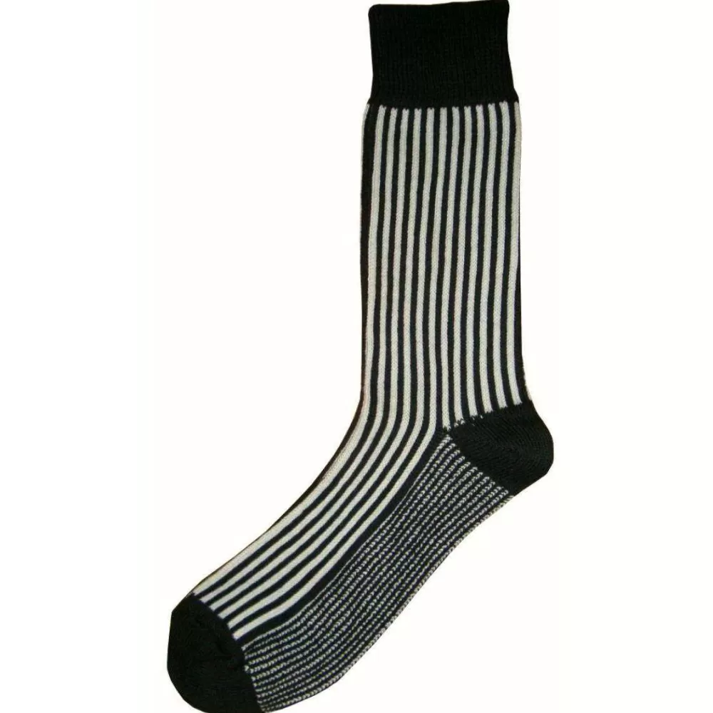 Bassin and Brown Men's Socks^Black Vertical Stripe Midcalf Socks